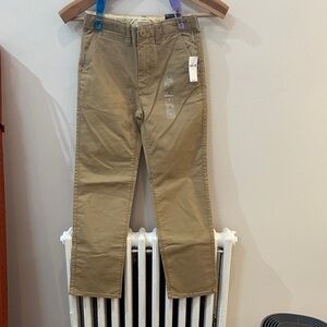 GAP Kids Casual Chino Pants in Khaki $12 Reg 35 NWT